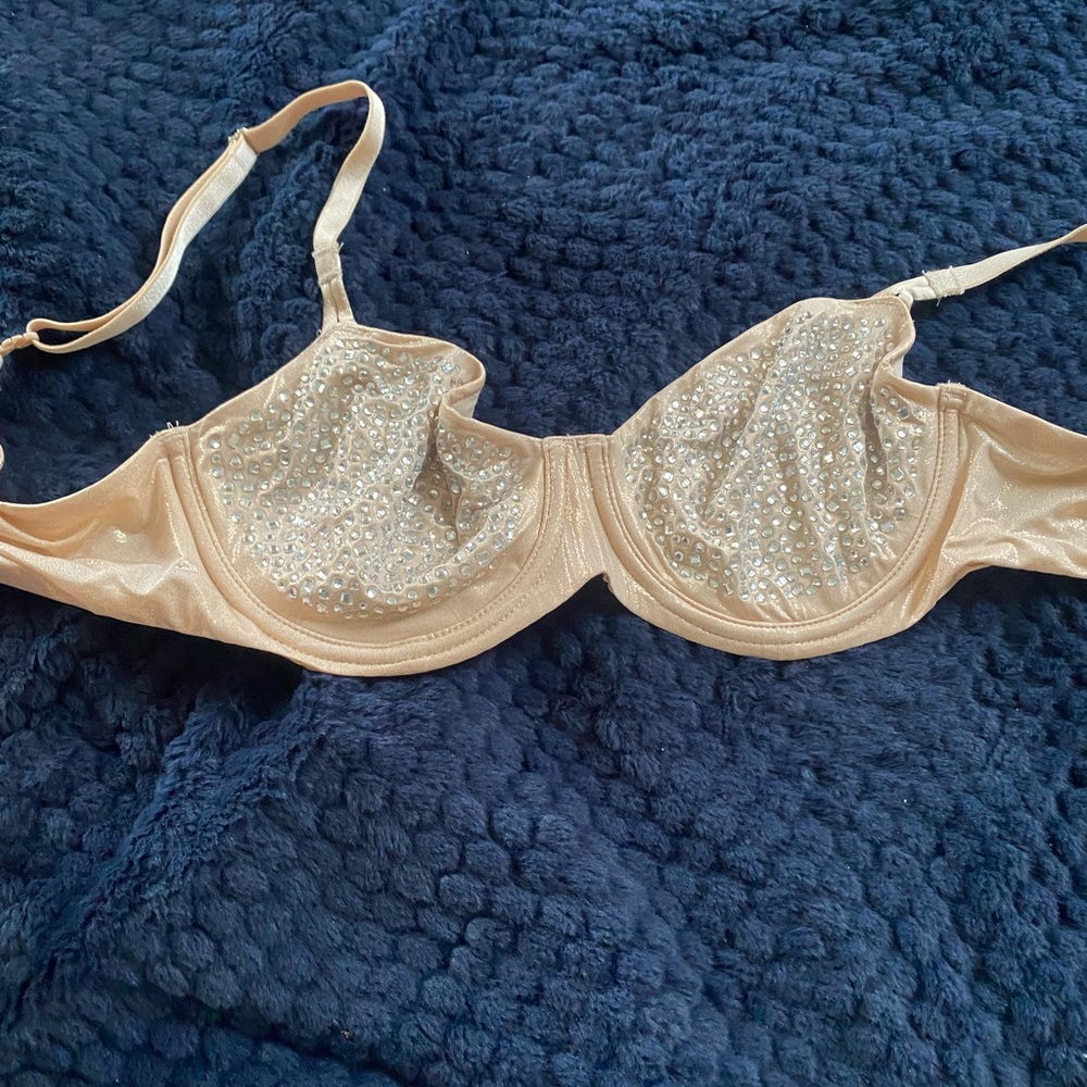 Victoria’s Secret bra